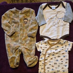 3pc Boy Set 0-3m Camouflage Footie,  Bear Long sleeve Onesie, Animal Onesie